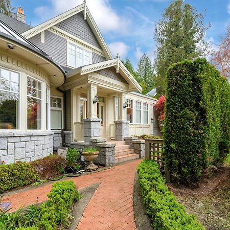 וונקובר Charming Retreat On Cypress Street, Your Home Away From Home מראה חיצוני תמונה