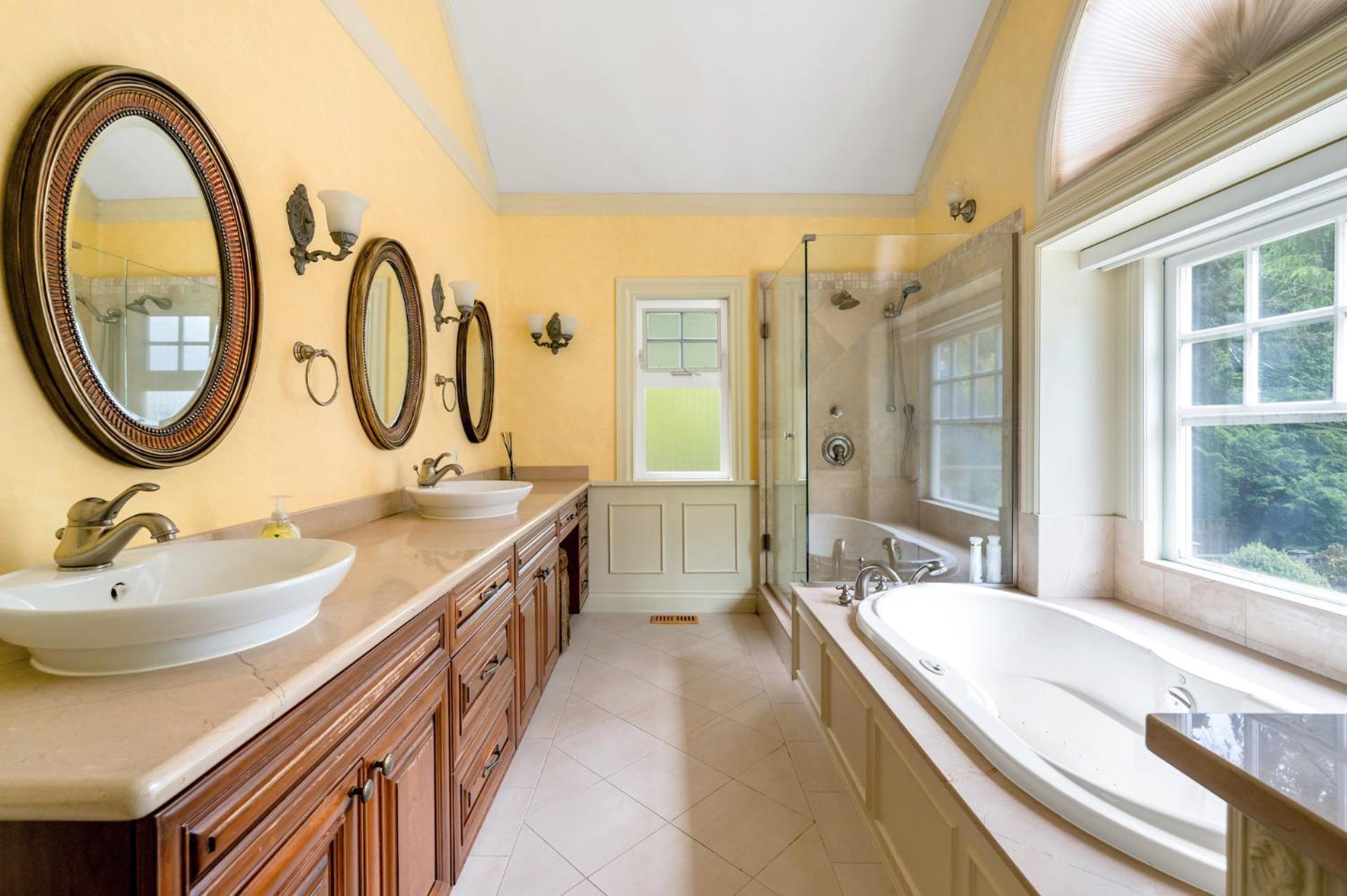 וונקובר Charming Retreat On Cypress Street, Your Home Away From Home מראה חיצוני תמונה
