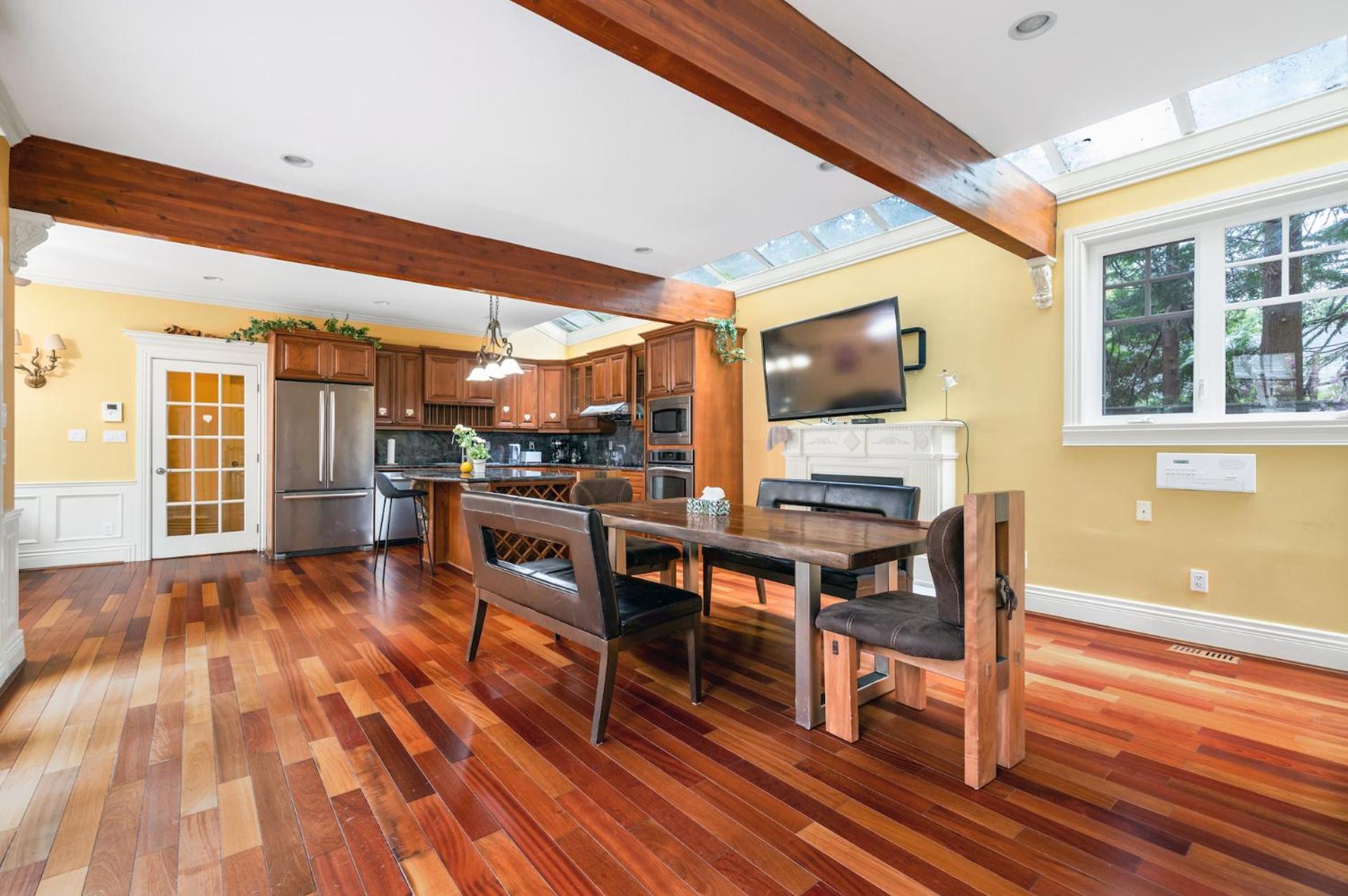 וונקובר Charming Retreat On Cypress Street, Your Home Away From Home מראה חיצוני תמונה