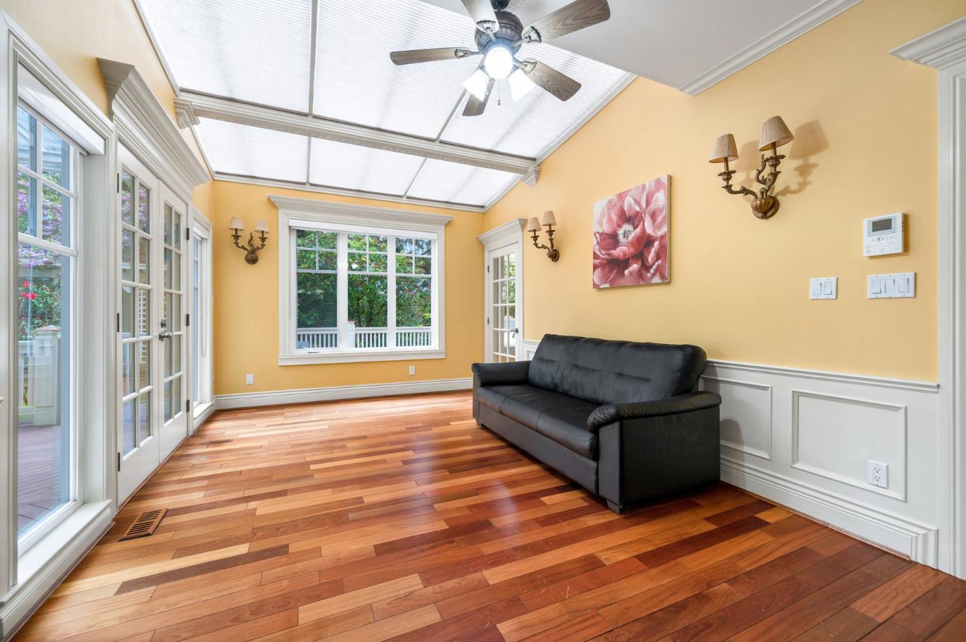 וונקובר Charming Retreat On Cypress Street, Your Home Away From Home מראה חיצוני תמונה